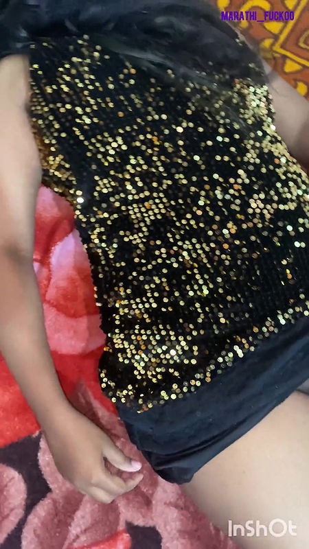 Indian desi bhabhi ko peeche se devar ne choda