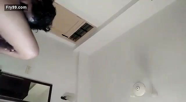 Hubby Eating Mature Pussy