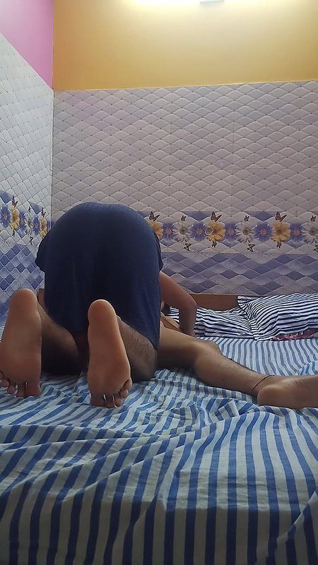 Indian school girl fuck in hostel her boyfriend