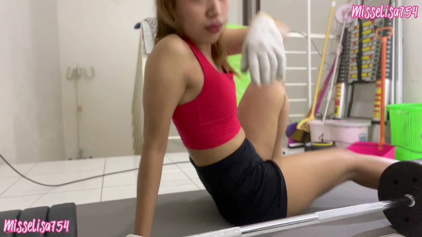 INSTRUCTION TO CLEAN UR GODDES SWEATY FACE WITH UR TONGUE AND SNIFF MY DIRTY SOCKS, SOCKS WORSHIP