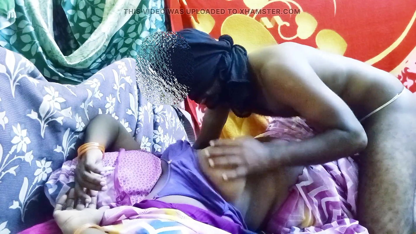 tamil desi wife and husband having sex wearing newly bought saree homemade fucking