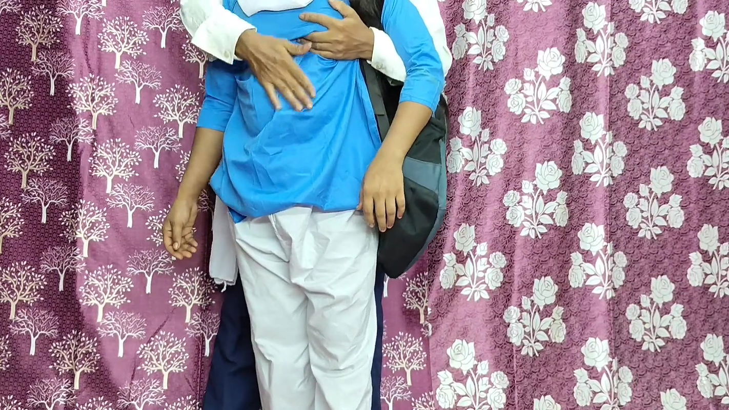 Indian Desi School Girls Viral video