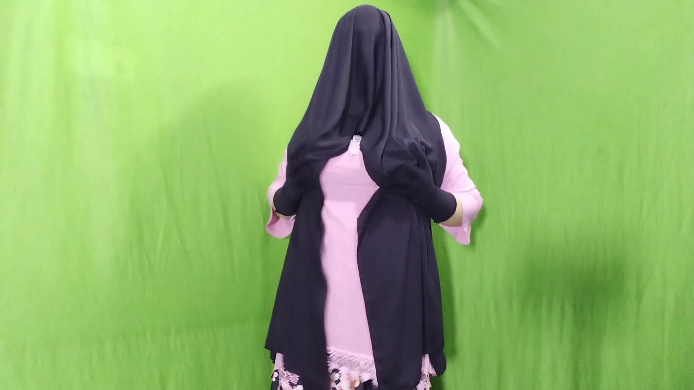 Indian Beautiful Muslim Housewife