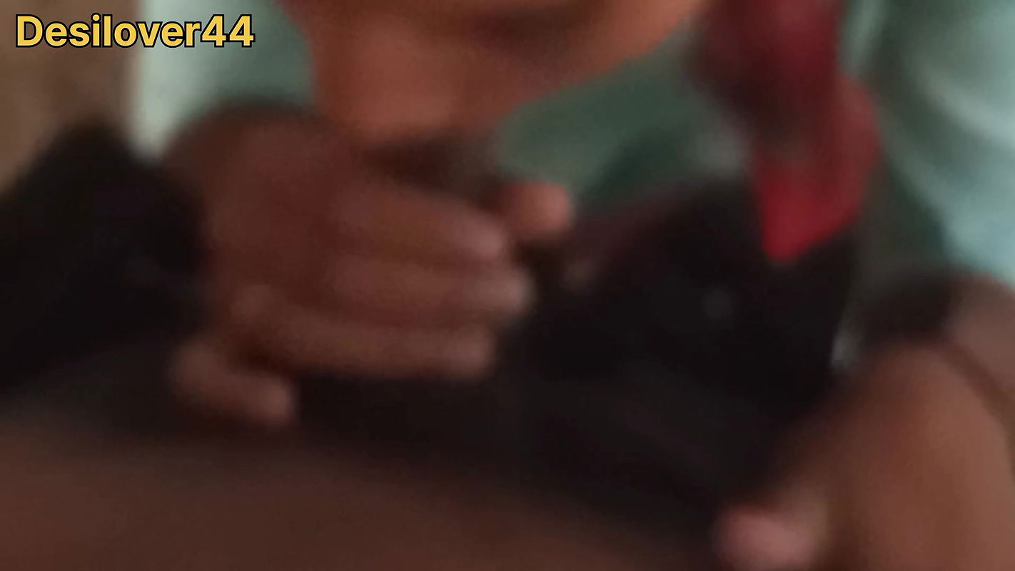 Hot Blowjob Romance With Girlfriend – Desi Couple Intimate in Room