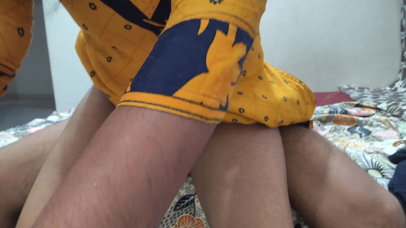Desi girl kissed by wearing yellow color dress