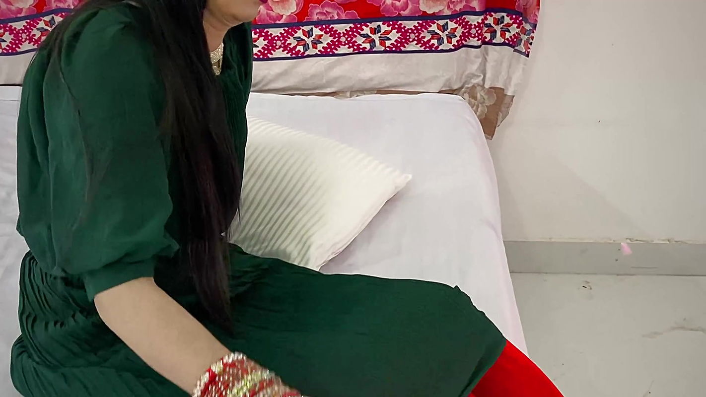 Desi Bahu Aur Sasur Ka Secret Sex Full Movie In Clear Hindi Audio