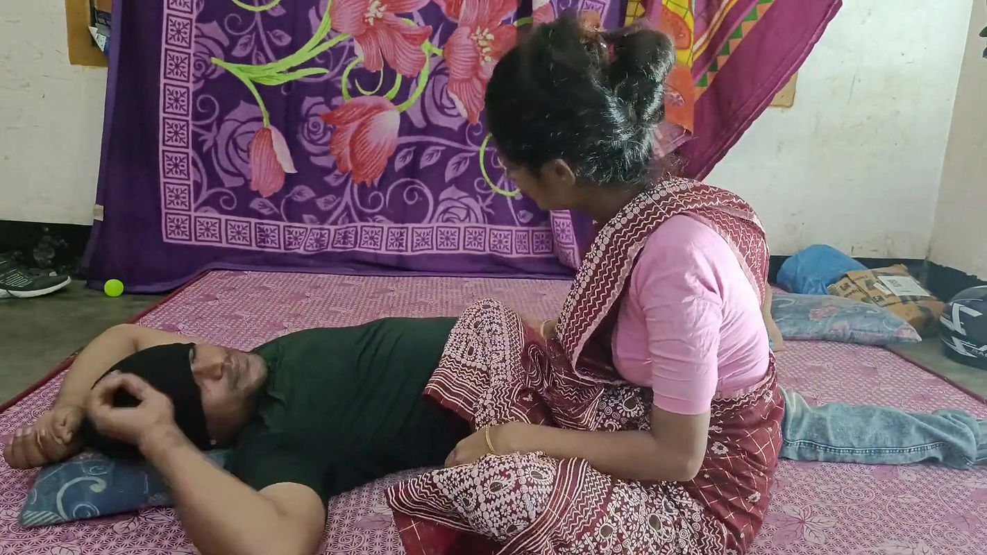 Deshi Beutiful Girl Sex Video in Room with Husband