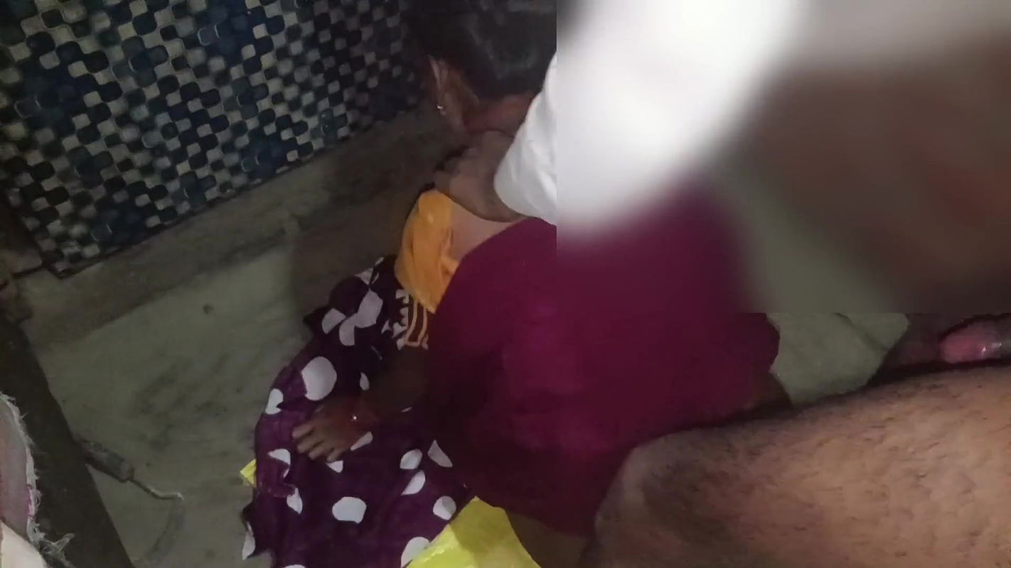 Bibi number 1 chudai dehati village outdoor sex