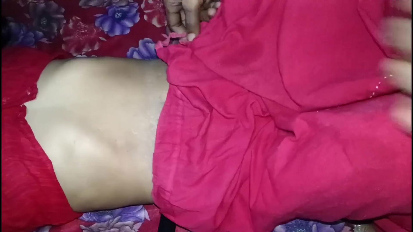 Bhaiya went to the city to earn brother-in-law fucked sister-in-law and left cum in mouth