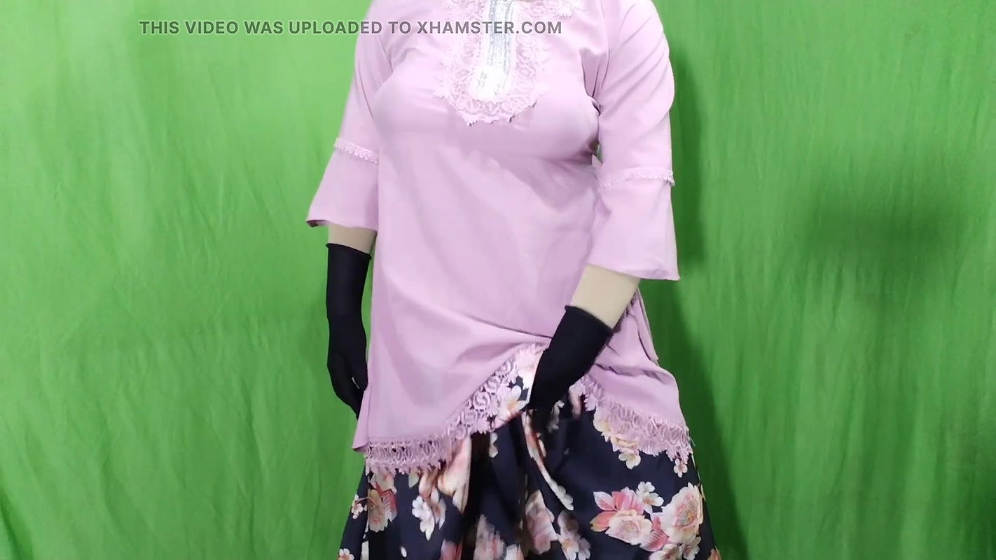 Bengali housewife spends the night with her father-in-law as her husband is not at home