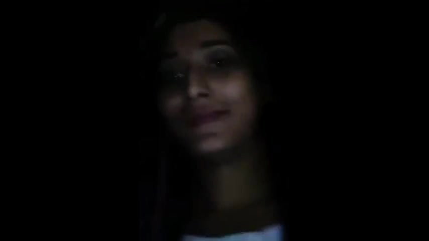 Cute GF Showing
