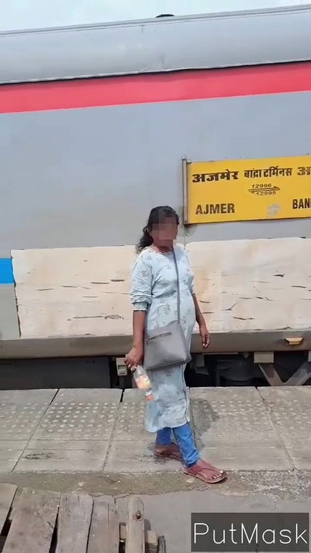 Jija Sali Instagram Video Call Sex chat, live showing boobs and Rosy Pussy, Tight pussy xxx video