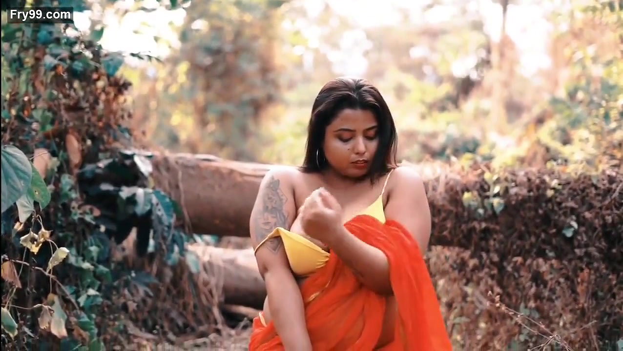 Indrani in Orange Saree Showing Nipples in Outdoor Photoshoot