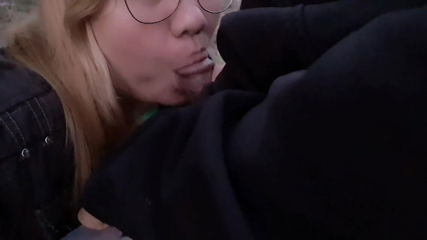 Outdoor fuck with my step sis