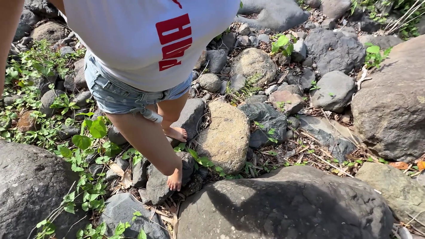 Risky Public Female Squirt