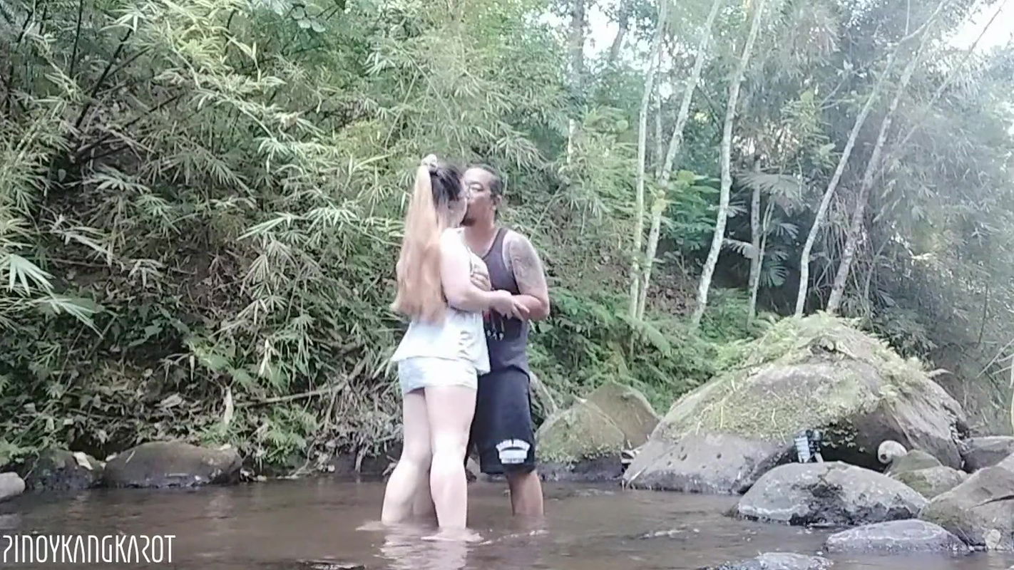 Sex by the river Pinoykangkarot