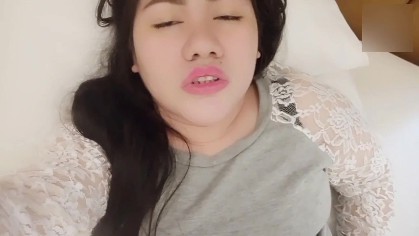 Sweet Couple caught in Cam