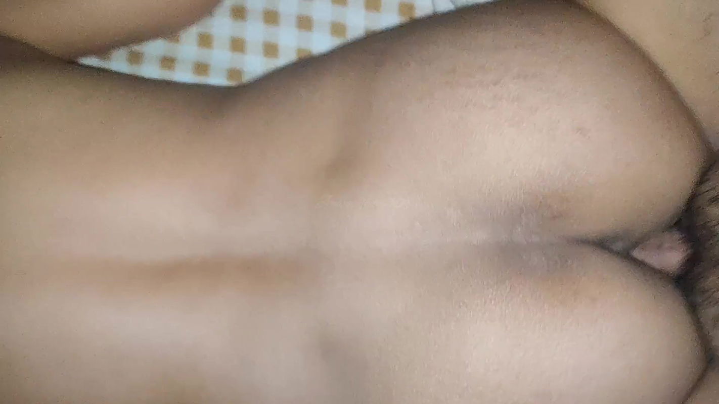 Asianwetpussy30 – (Please don’t cum inside me) Sharing Bed with my Virgin StepSister