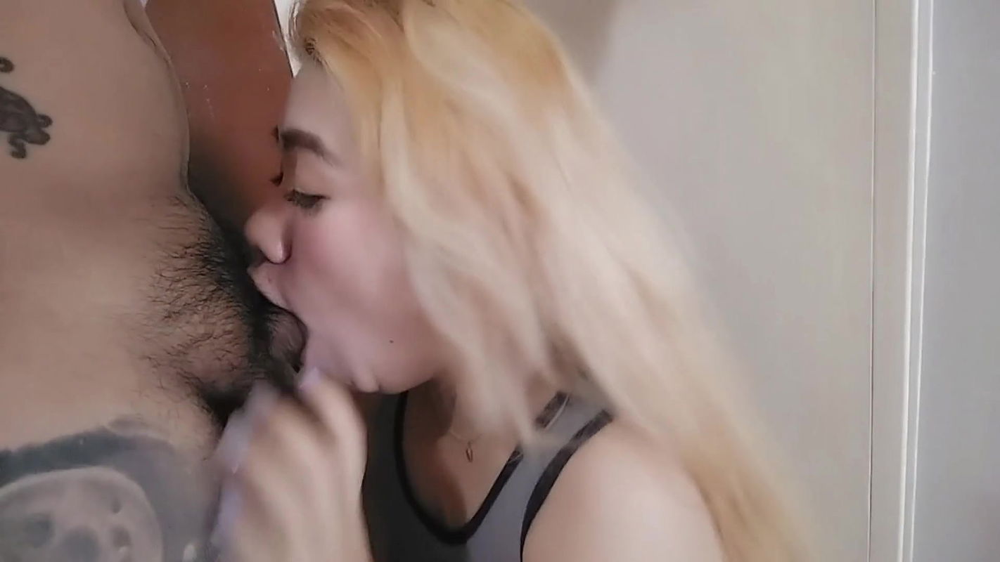 Creampied hairy pussy