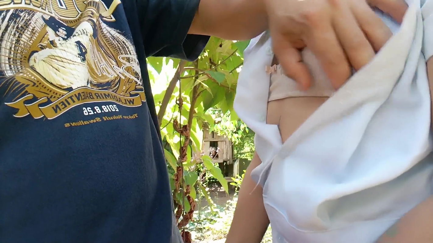 18 year old student fuck in public by trike driver