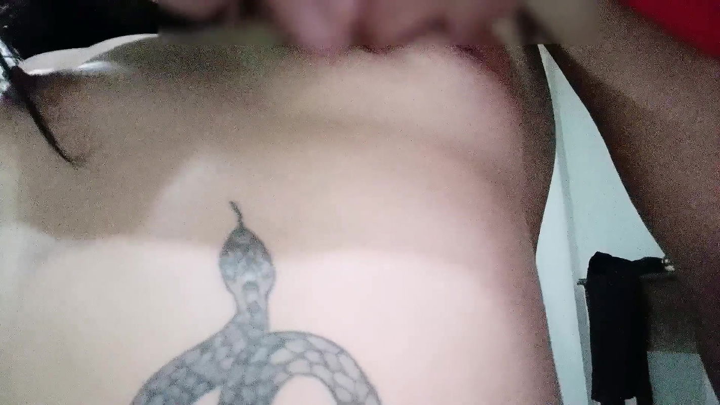 YEAR OLD STUDENT WALKER ILL PICK UP IN THE STREET OF MANILA