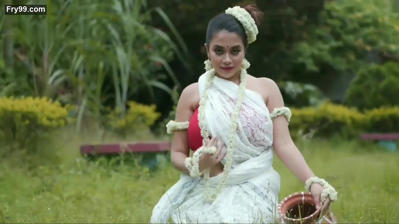 Rimpi as Sakuntala – Conceptual Dance Theme Saree Fashion