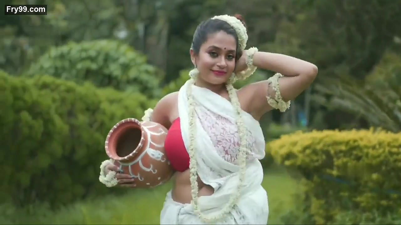 Rimpi as Sakuntala – Conceptual Dance Theme Saree Fashion