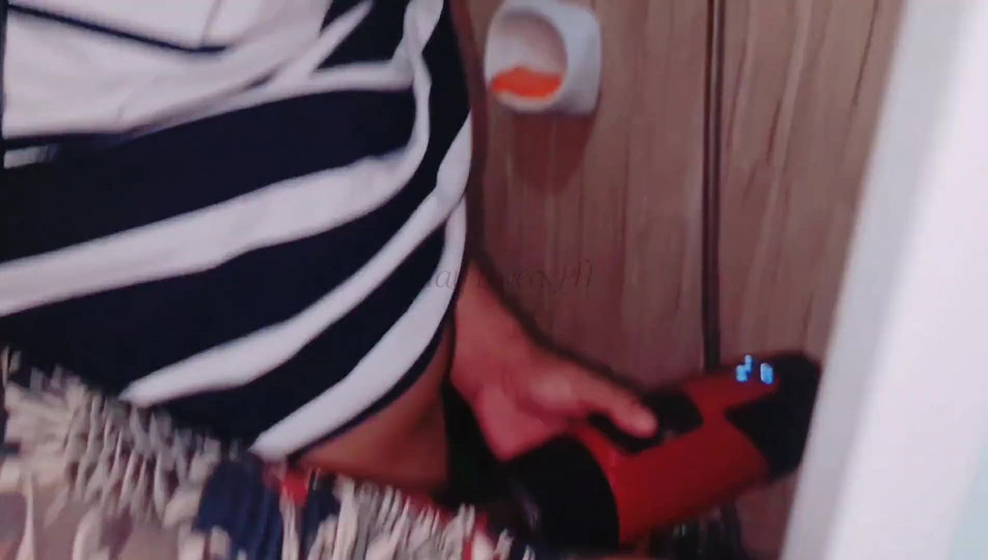 Caught my stepbrother jerking off! He wants to continue with my deep throat