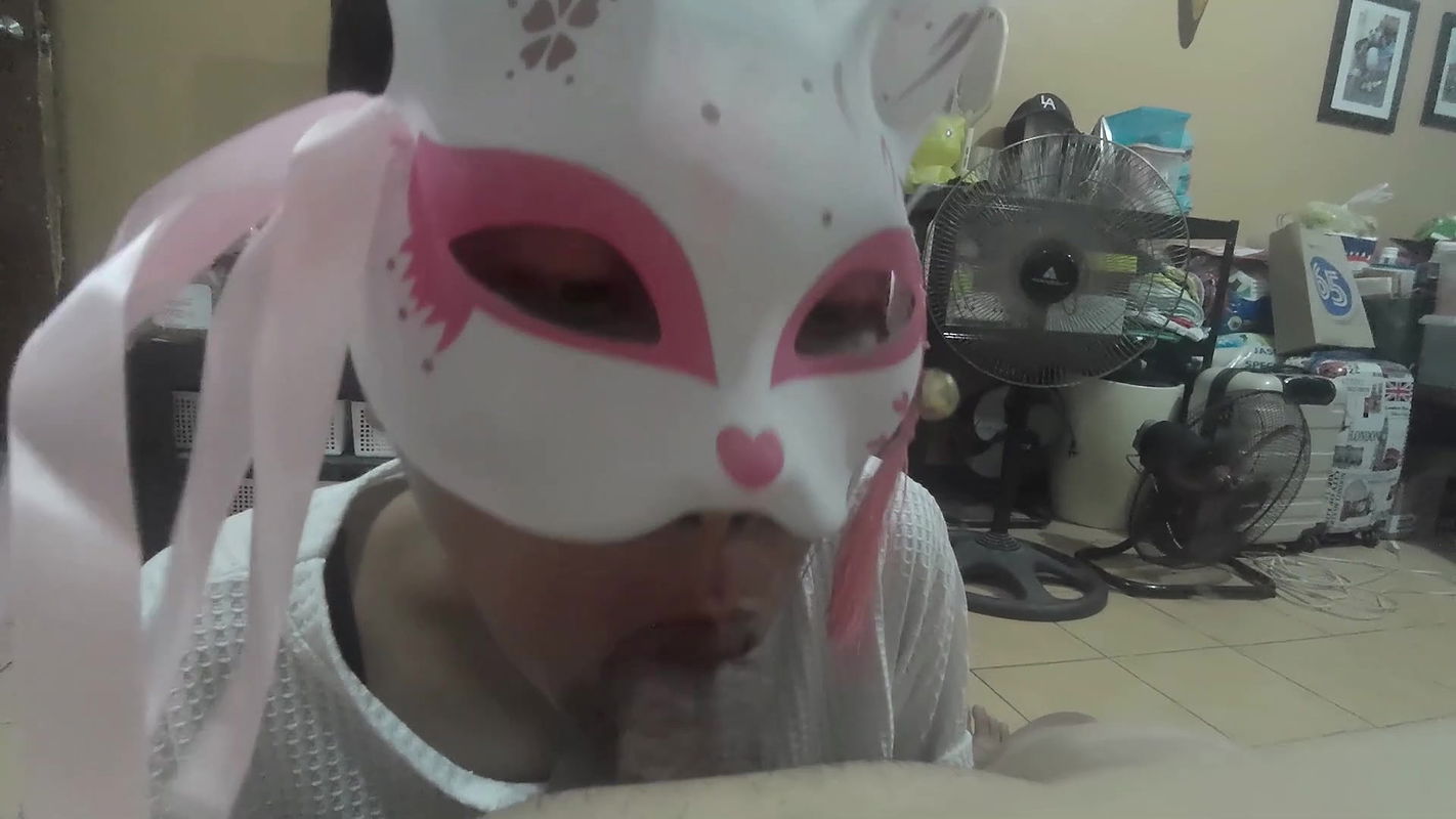 Close-Up POV, Gorgeous Maid Blowjob