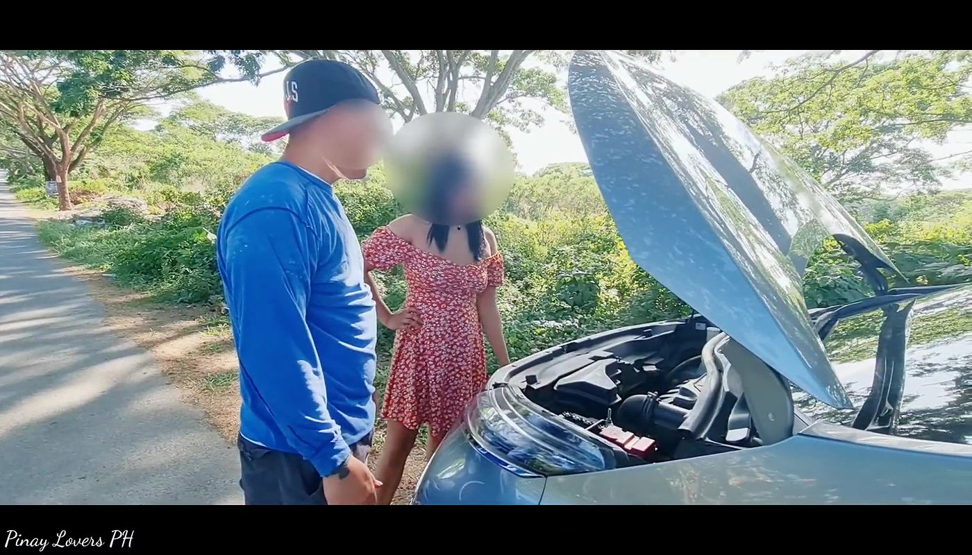 Desi amateur threesome in public road, lucky guy car fuck