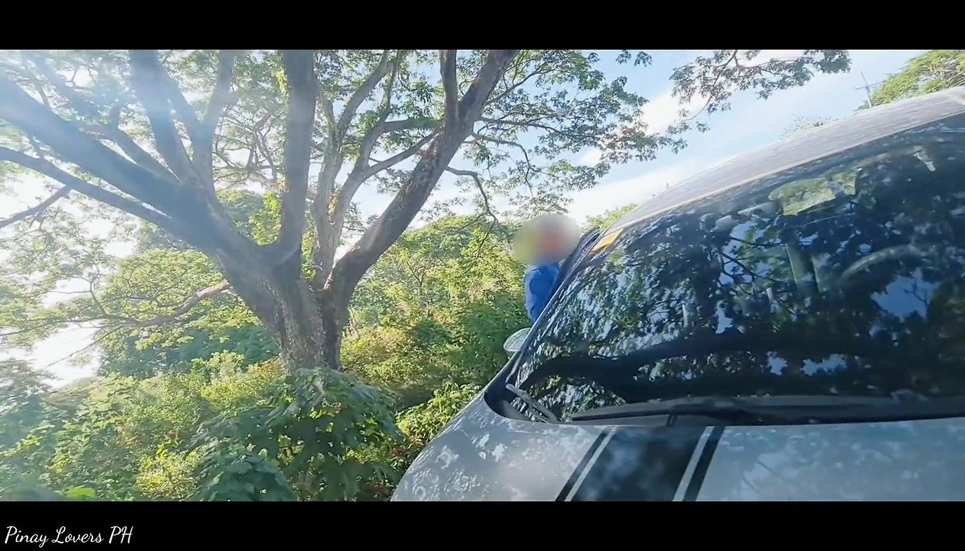 Desi amateur threesome in public road, lucky guy car fuck