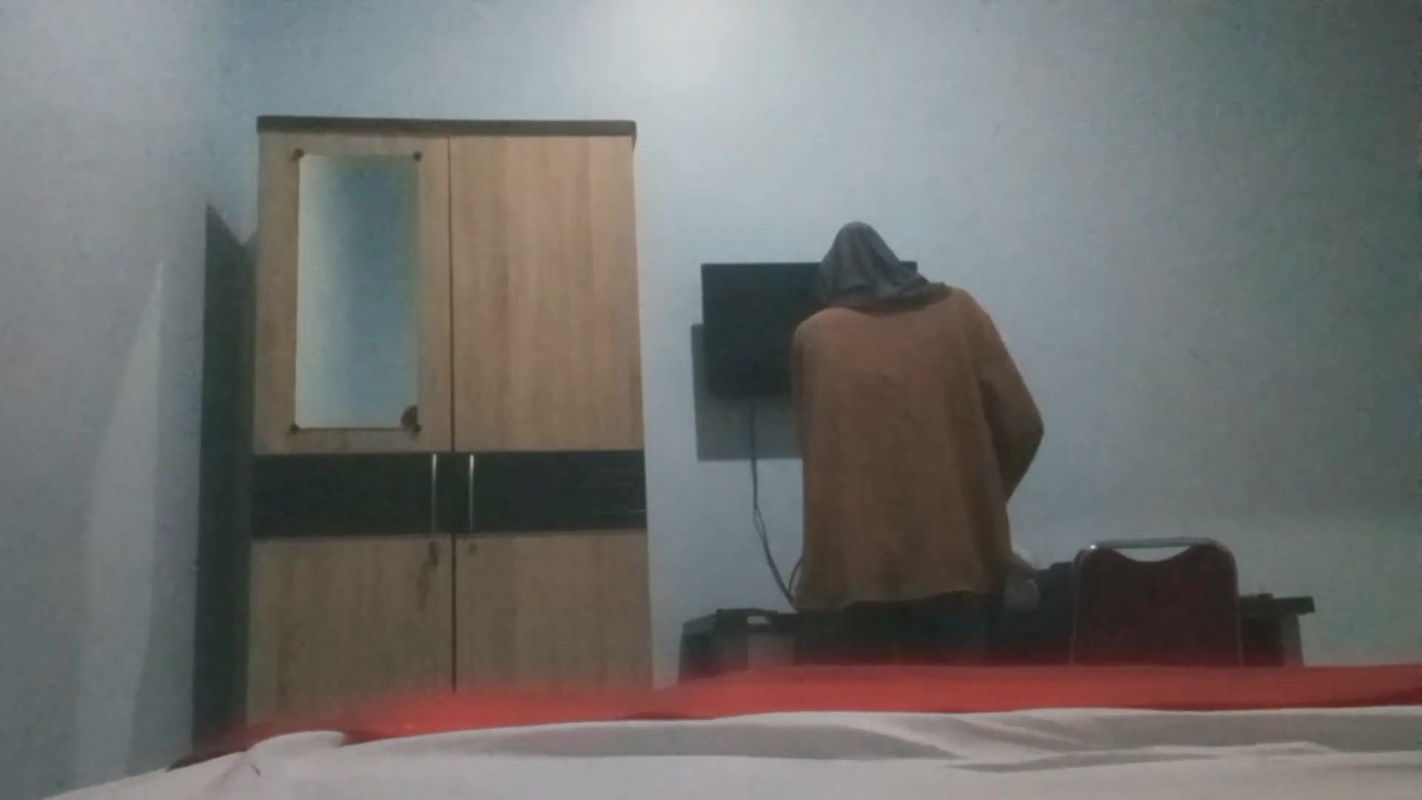 FreeSlider50 – BEAUTIFUL SMA SMA SCARF IN ENTOT ALL OVER BIG DICK