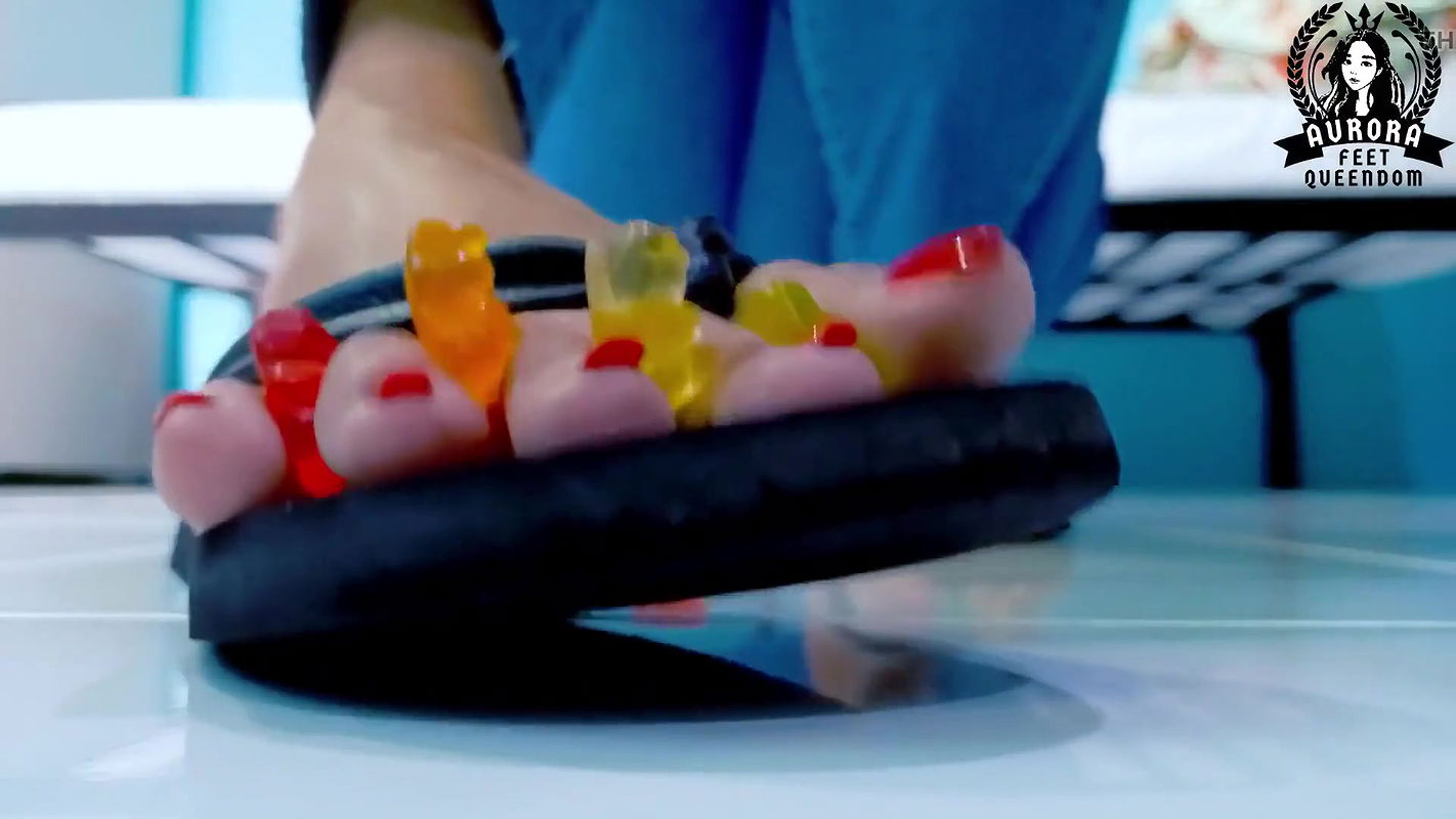 Giantess Wears Flip Flops