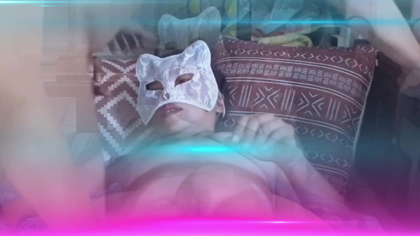 Horny Pinay Loves Blowjob and Face Fuck