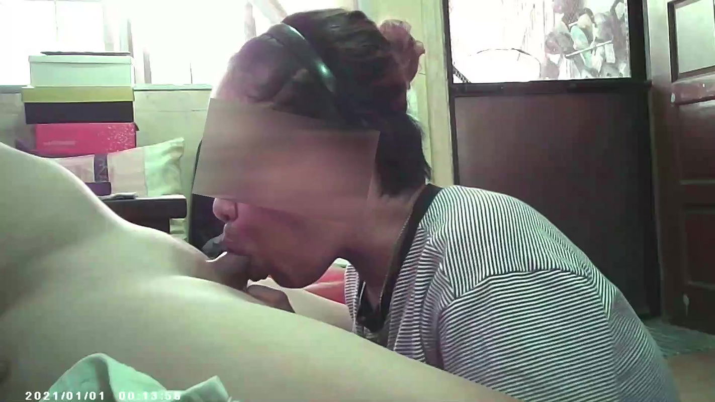 Horny Pinay Maid Loves Giving Blowjobs