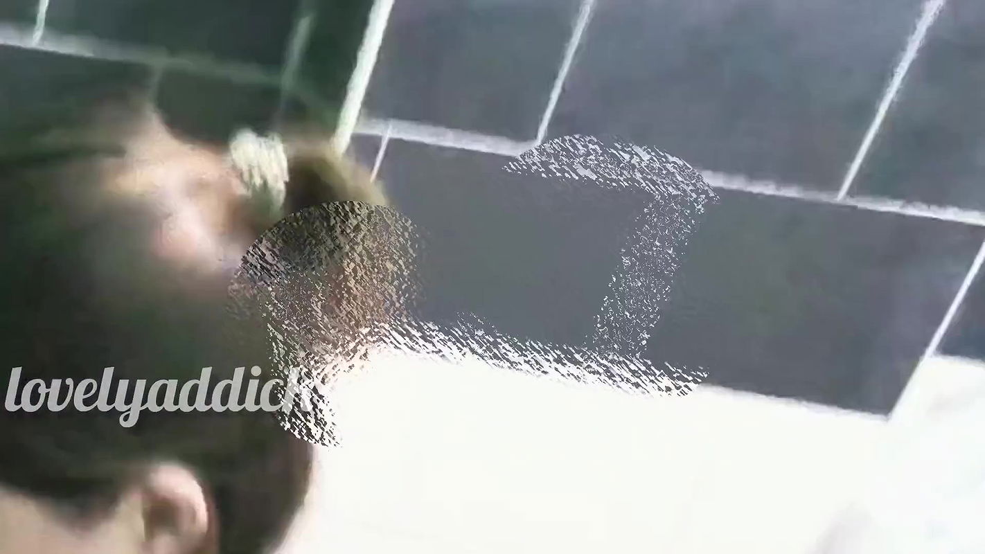 I cought the guy whos sneaking on me while taking shower in the hotel