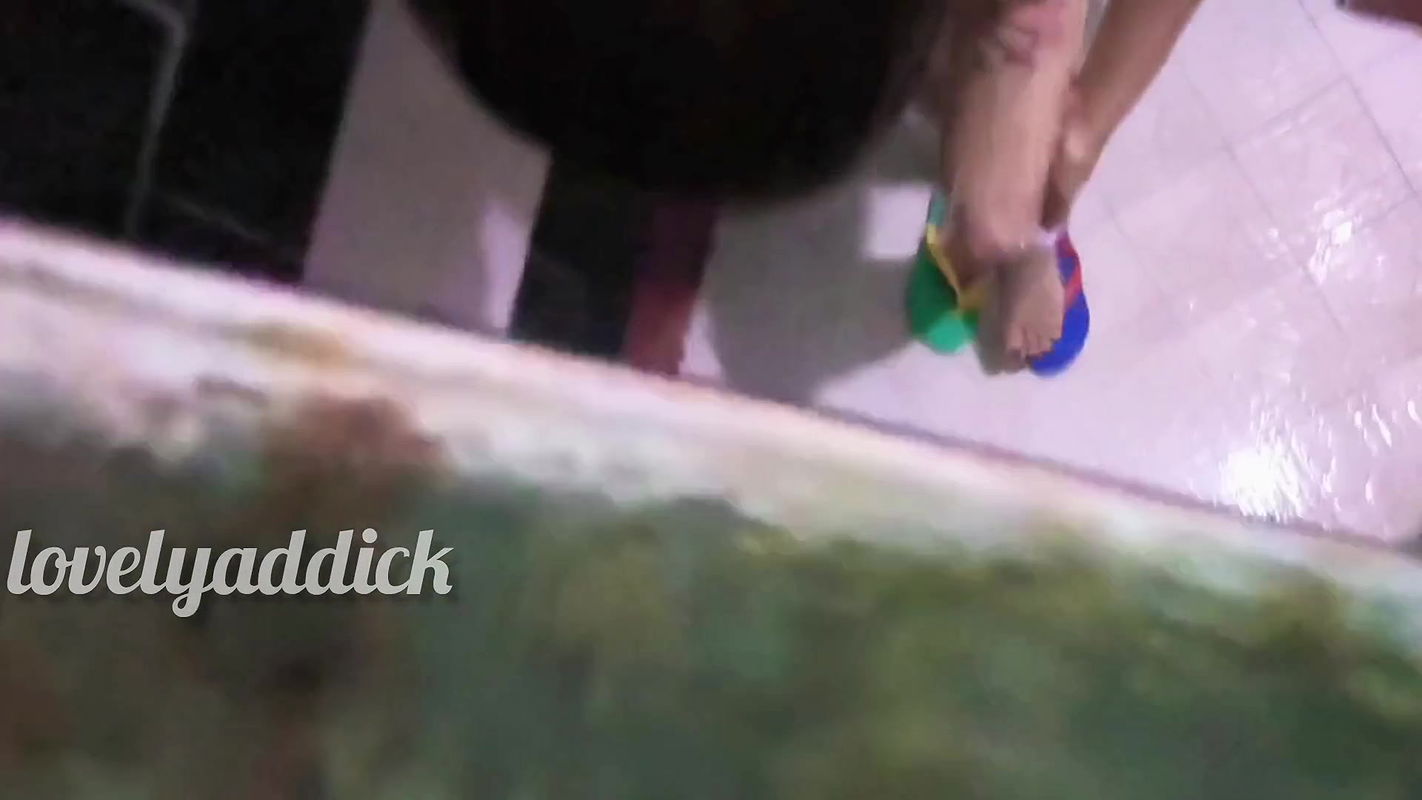 I cought the guy whos sneaking on me while taking shower in the hotel