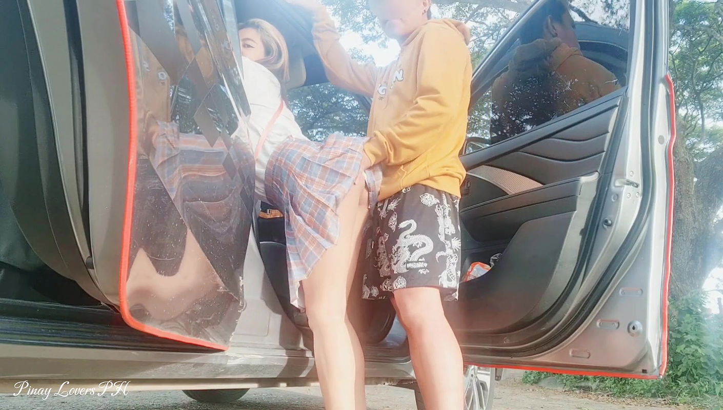 Just don’t cum inside like last time!18 yo Virgin Teen Stepsister Fucked First Time by her Pervert Stepbrother