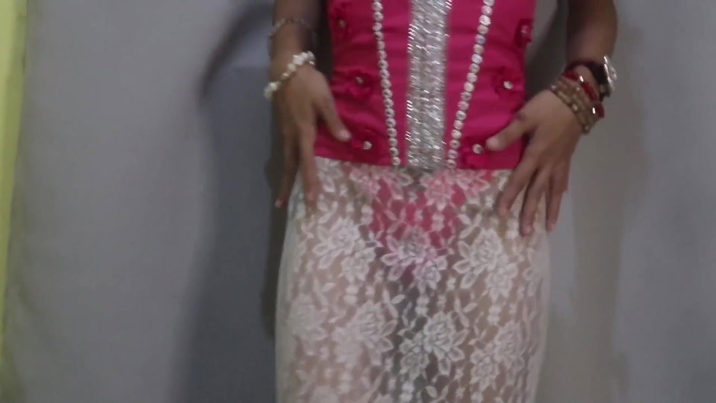 Little Bridesmaid Likes 69 in Naughty Way and Trying Rimming