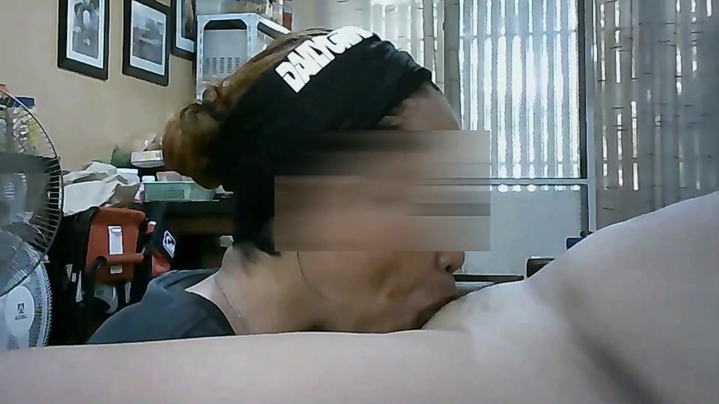 Lovely Pinay Maid Christmas Blowjob