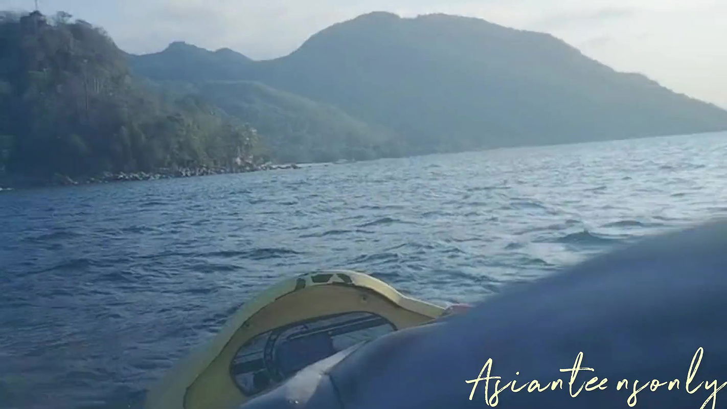 My Pussy Is so Itchy That I Escape by Jetsky to an Island to Meet My Suggardaddy