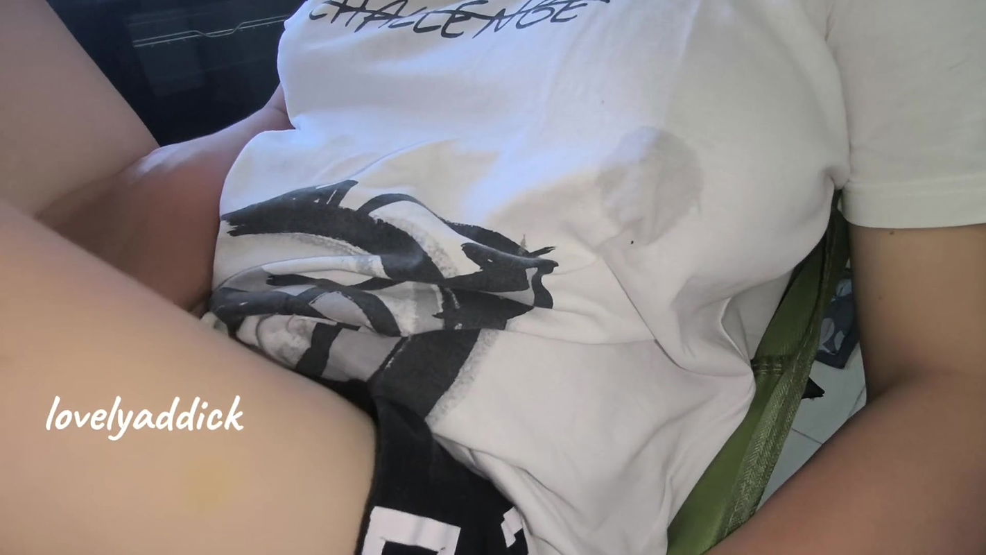 nahuli ko Siya ulit Ng lalandian at walang panty . Matambok Ng pepe niya ang haba Ng bulbul