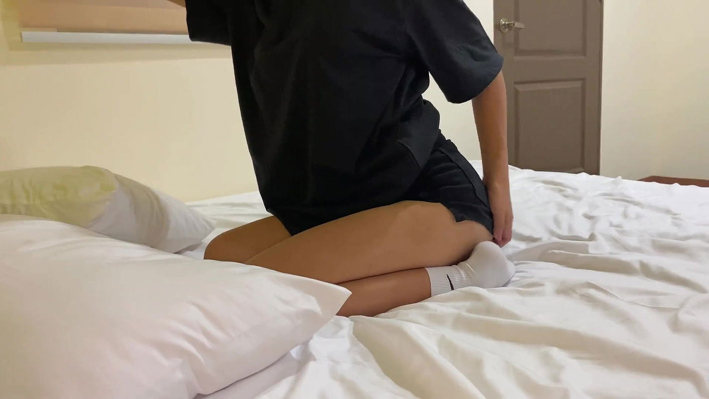 Pinay Girlfriend Fuck in Hotel