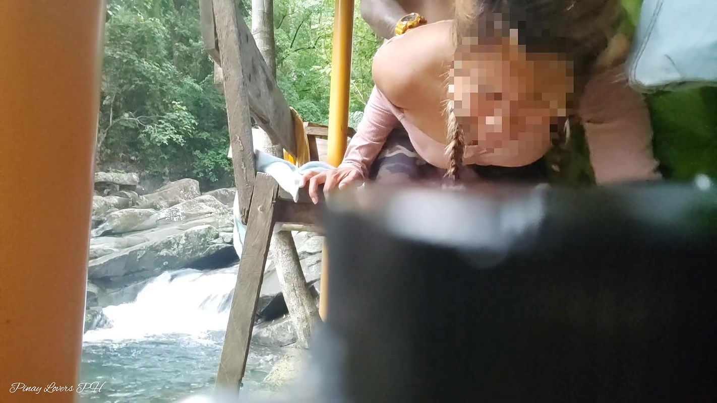 Pinay Horny Couple Sex in the cottage of Public Waterfalls