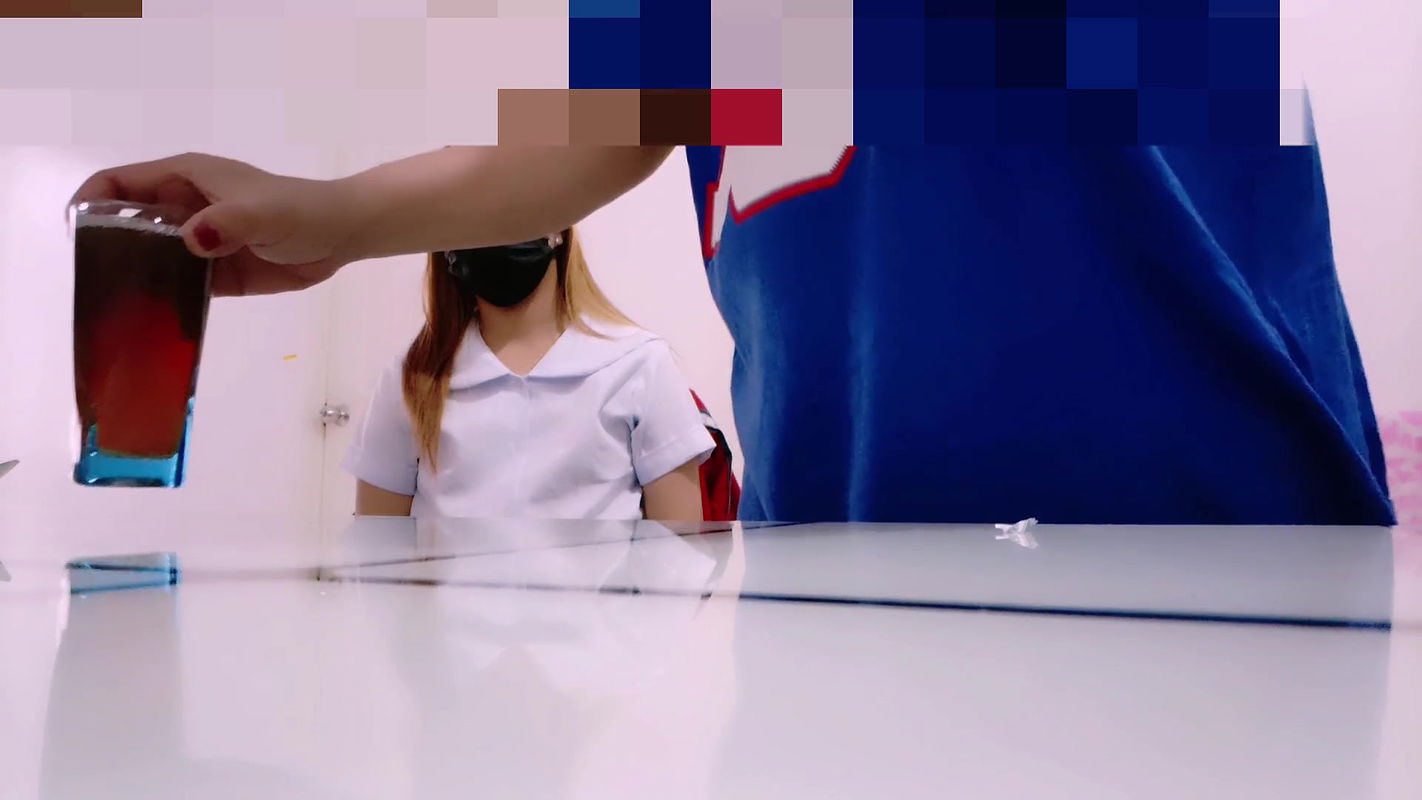 PINAY SCHOOL GIRL YEAR OLD READY TO GIVE HER TIGHT PUSSY