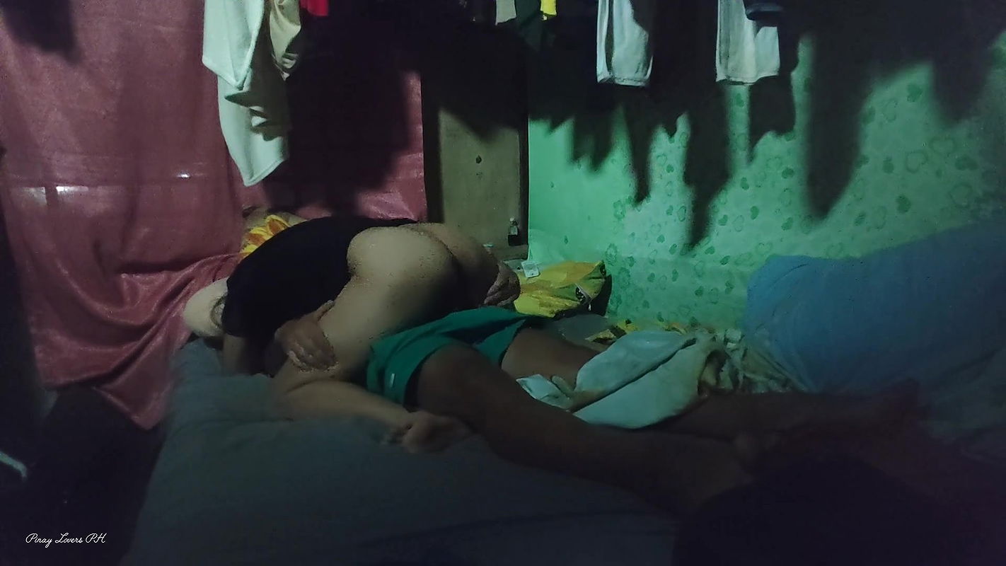 Pinay Stepmom fucks Stepson Caught him Jerking help him Load a Huge Cum