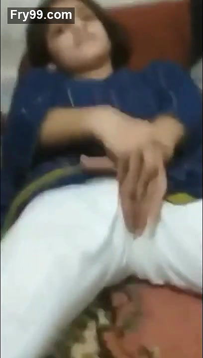 Desi cute girl fun with friend bf