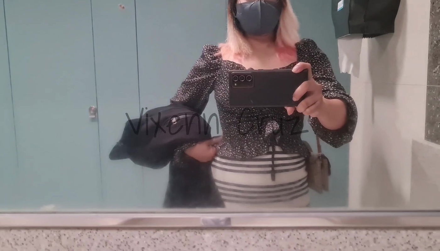 Risky Public Pinay Wear Buttplug at the Shopping Mall’s Restroom New Viral Outdoor