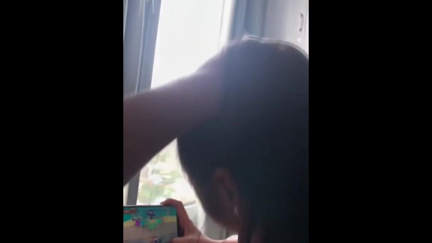 SARAP SUMUBO HABANG NAG LALARO. LAKI PWET MO BABE