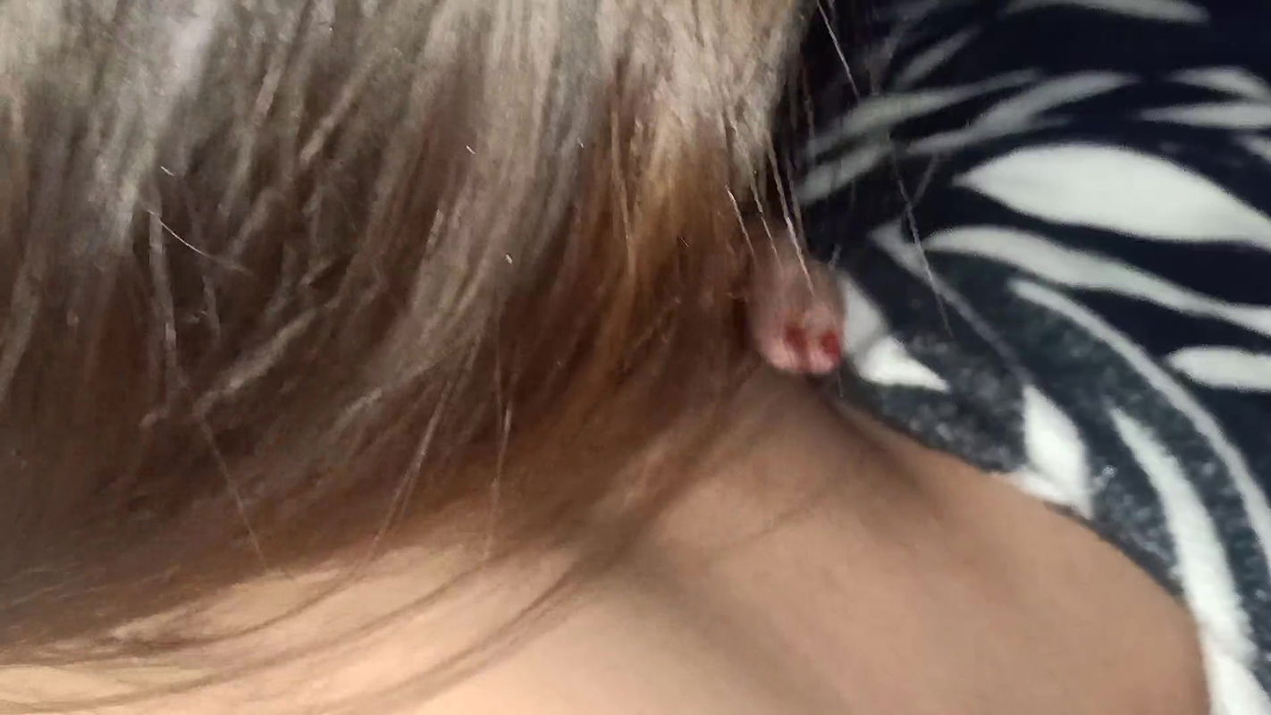 Surprise blowjob for bf on Valentines day